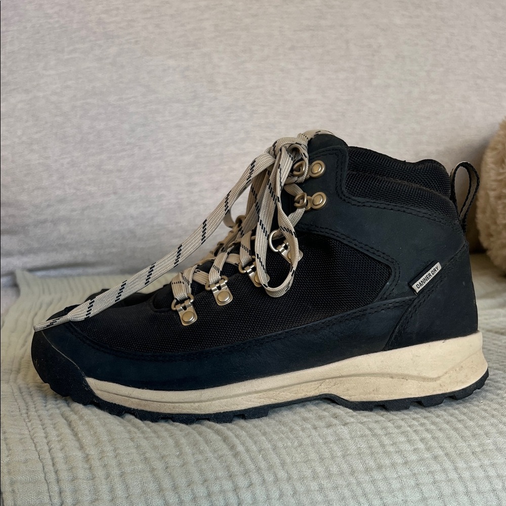 Danner Adrika Hiking Boots size 6